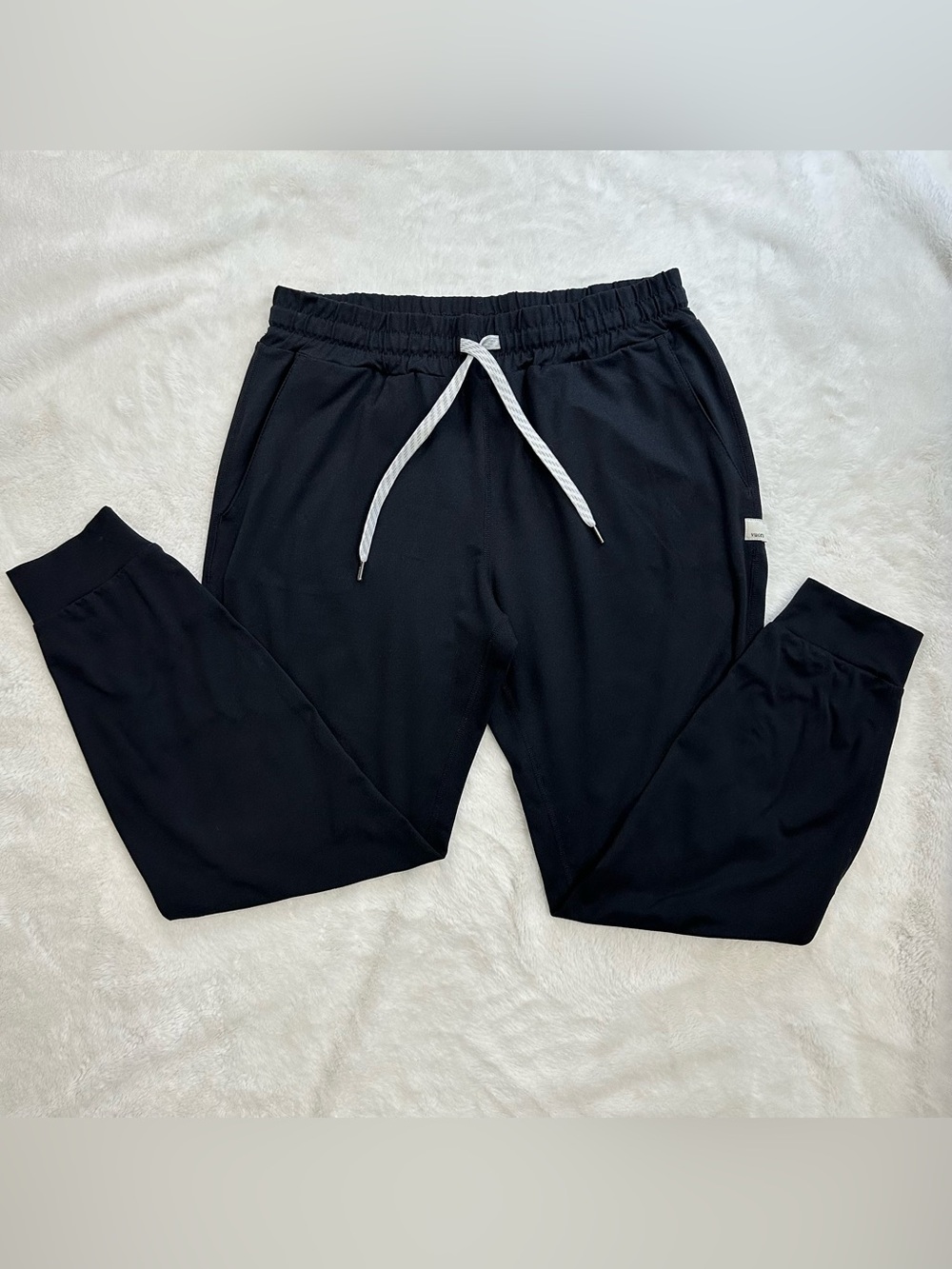 Vuori Performance Jogger - Black - Small